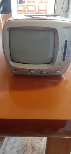 tv analogica + radio am/fm retrô marca vicini