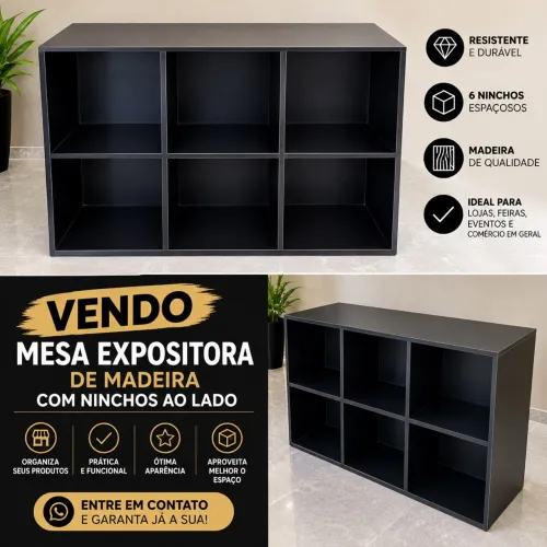 Vendo mesa expositora com seis nichos de cada lado 