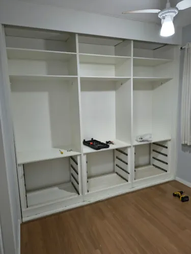 Guarda Roupa