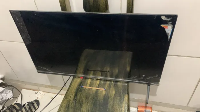 Vendo smart Tv, 32 polegadas/ não entrego/ marca HQ