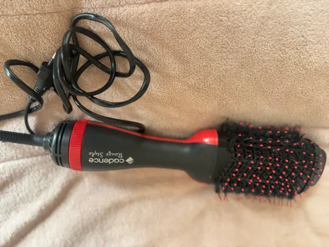 Escova secadora CONDENCE