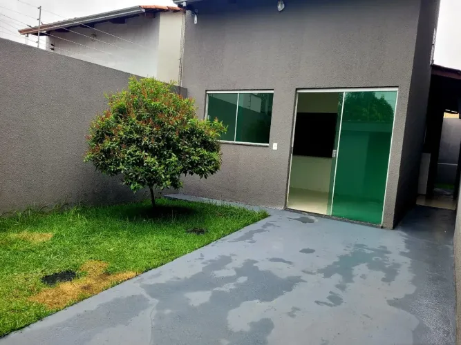 Casa 2 Quartos no Jardim Belvedere | Pronta para Morar | Aceita Carro | R$ 270 Mil
