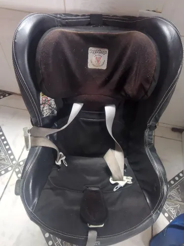 Vende-se cadeira