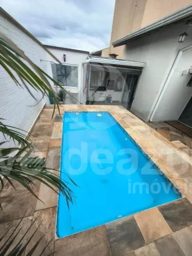 Cobertura Com 3 quartos Piscina e suíte e 3 vagas no Taquaral Campinas.