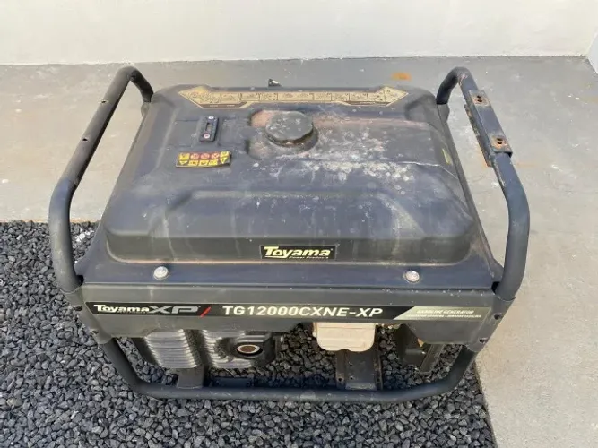 Vendo Gerador de Energia Elétrica Toyama TG12000 CXNE-XP