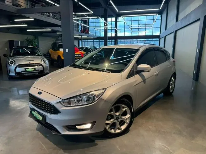Ford Focus 2.0 16v/se/se Plus Flex 5P Aut. 2016