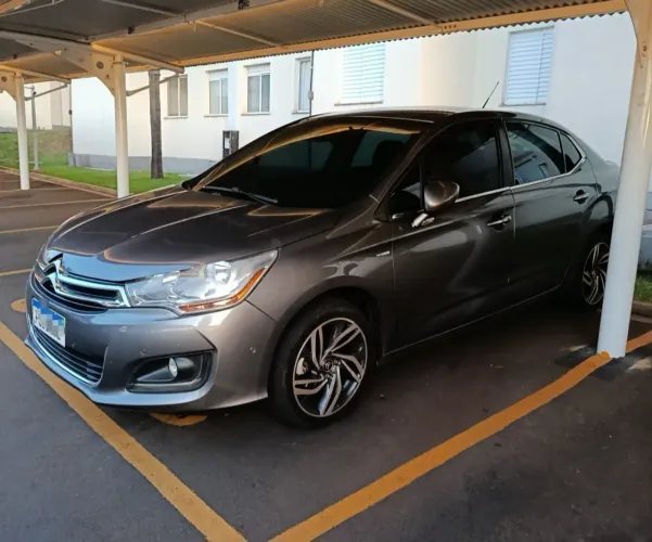Citroen C4 Lounge Exclusive 1.6 Turbo 4P Aut. 2014
