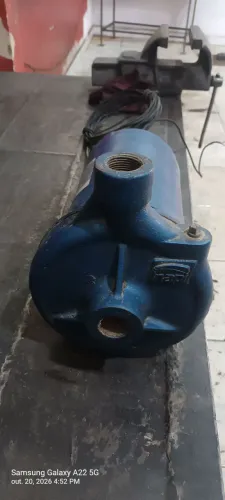 VENDO 1 MOTOBOMBA CENTRÍFUGA 2CV, 1"x1", Trifásico.