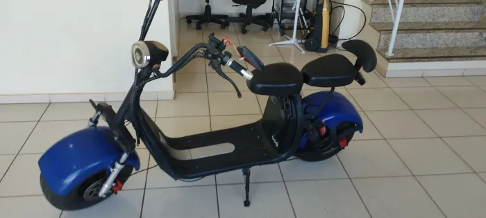Scooter elétrica EMobb 1500W