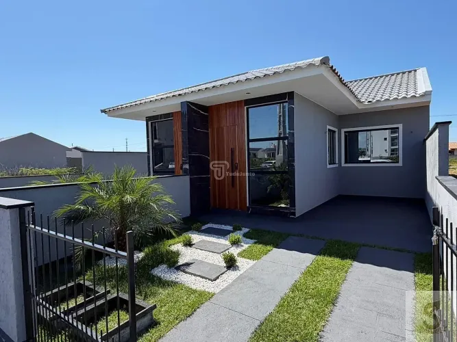 Casa à venda no bairro Barra do Aririú - Palhoça/SC