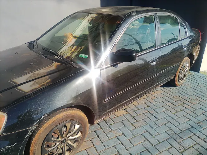 Honda Civic Sedan LX 1.7 16V 115cv Mec. 4P 2002