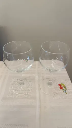 Vendo jogo de copos de vidro