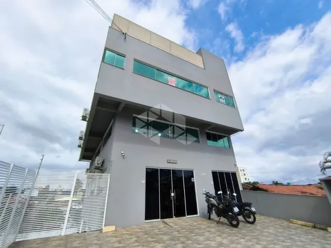 Sala comercial 133M² para alugar no Estreito, Florianópolis