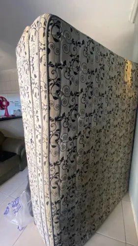 Cama para doação