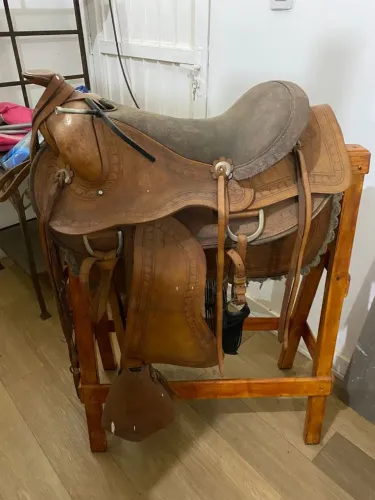 Sela de cavalgada de couro legítimo 