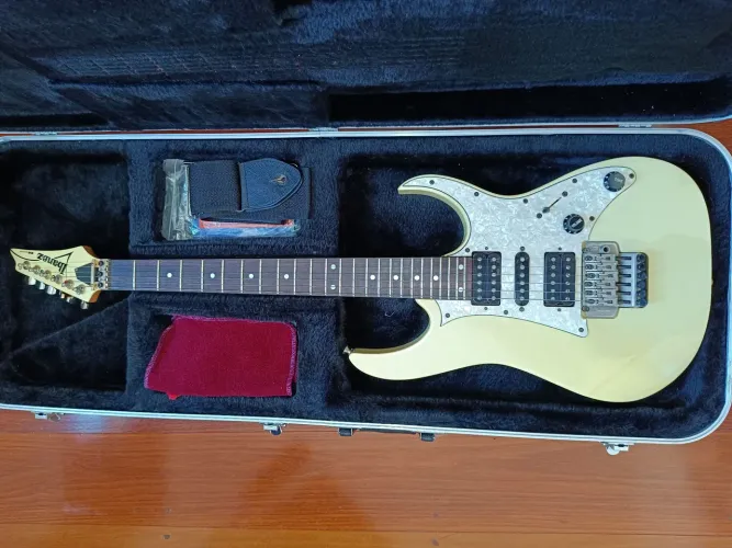 Raridade - Guitarra Ibanez RG 350GWM Japonesa