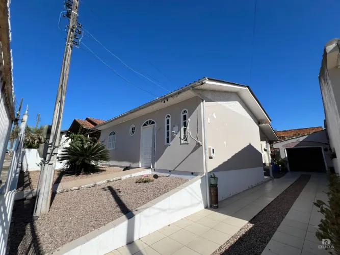 CASA À VENDA!!!