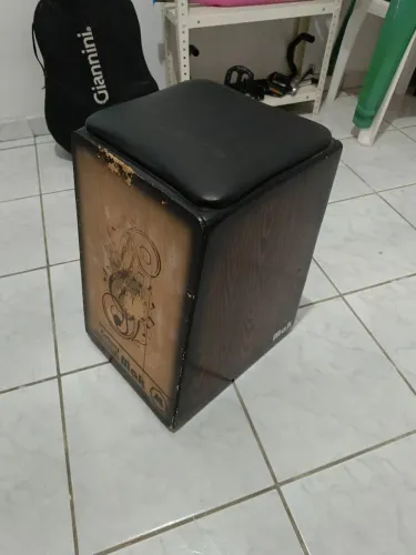 Cajon acústico 