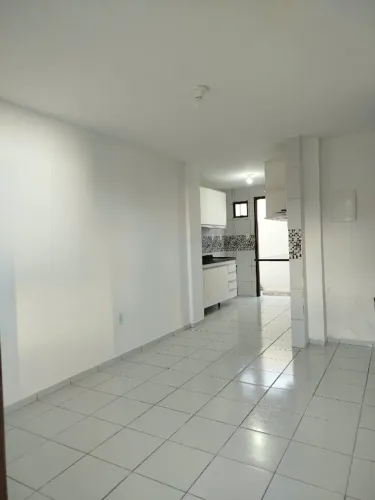 Apartamento térreo em Mangabeira, 2 quartos, 1 suíte e garagem