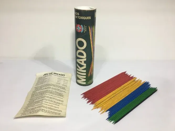 Antigo Jogo Pega Varetas Mikado da Estrela Versão Francesa Anos 80, 90