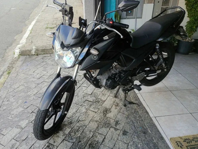 Fazer 150 UBS , moto muito econômica 