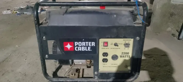 Vendo gerador para som automotivo funciona normal zero bala