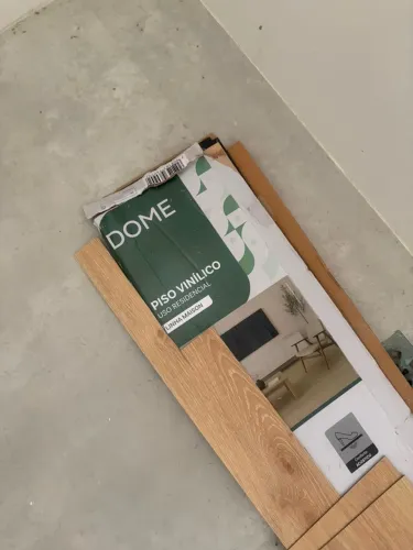 Piso vinílico NOVO