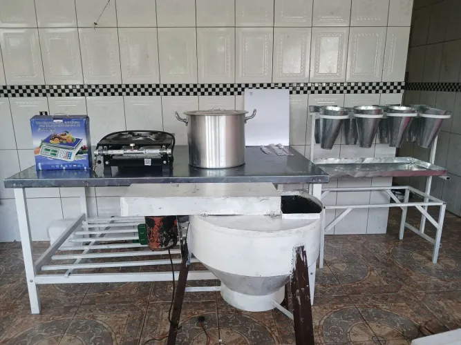 Vendo conjunto vompleta para que quer abater frango