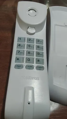 Interfone interno Intelbras com teclado 