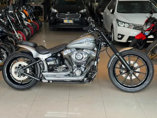 HARLEY-DAVIDSON FXSB 2015