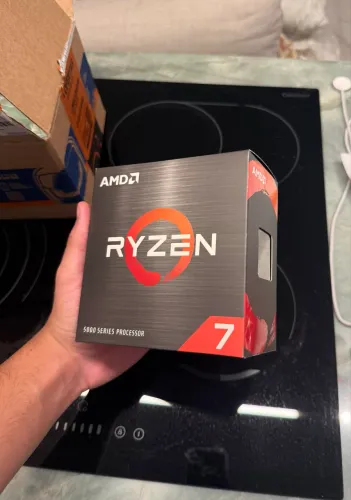 RYZEN 7 5700X