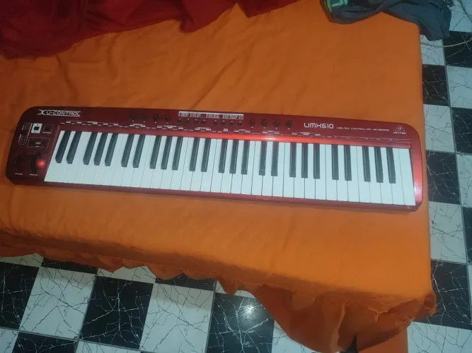 Teclado controlador umx610