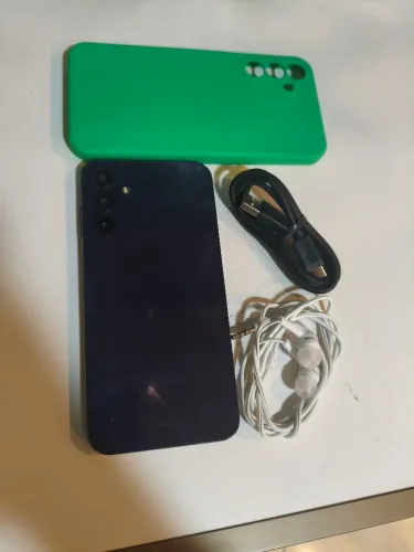 Samsung Galaxy A15 128 gigas Dual Chips Entrego na película e com capa