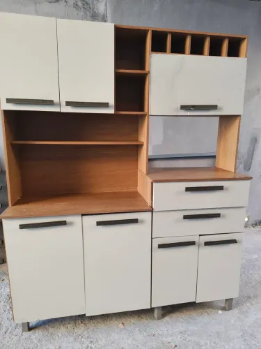 VENDO ARMÁRIO DE COZINHA POR 350 REAIS. NÃO FAÇO ENTREGA
