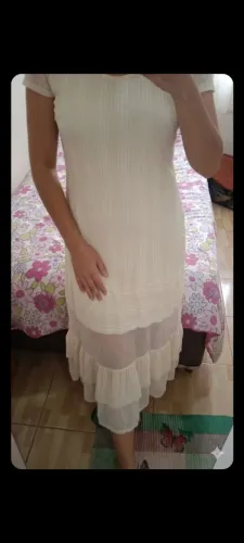 Vendo um vestido tamanho GG por $30reais pagamento á vista no dinheiro ou pix 
