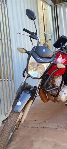 Vendo/Troco Honda Fan 125 ks 2015
