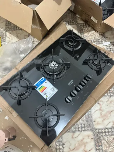 Vendo Cooktop Dako Supreme 5bc , faltando uma trempe pequena, novo nunca usado