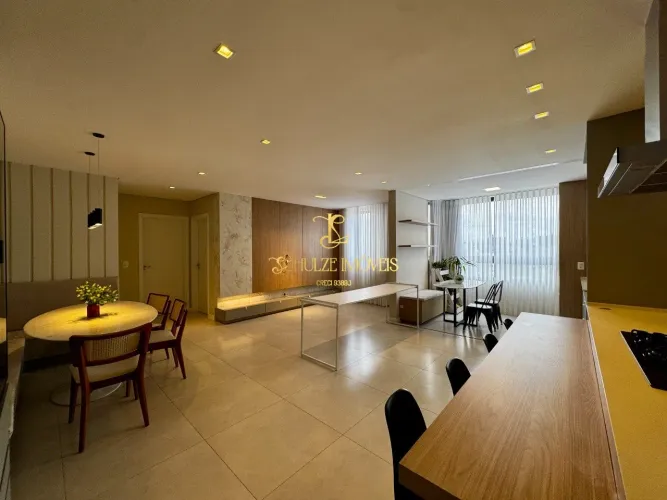 La Vie Est Belle
