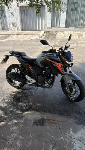 Yamaha FZ25 250 Fazer Connected 2025