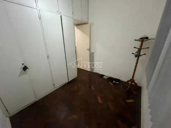 Apartamento - / Residencial / Flamengo
