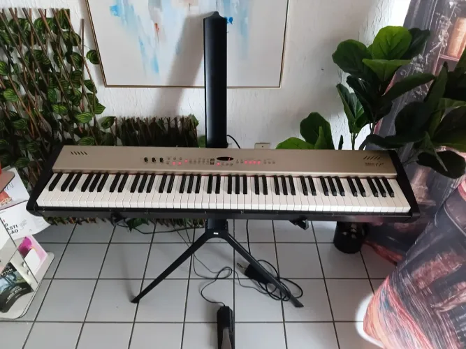 Piano Digital 88 Teclas Marca Roland!