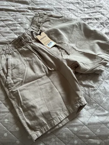 Shorts sarja Novo