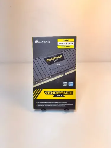 Memória Ram Corsair Vengeance LPX DDR4 32GB 3200MHz (2x16GB) UR0288 CMK32GX4M2E3200C16