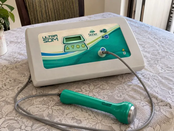 Aparelho De Ultrassom Estético Skiner AT Bivolt - Completo e Funcionando