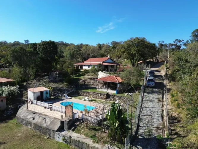 SÍTIO À VENDA EM RAVENA (REGIÃO DO CAPÃO) PORTEIRA FECHADA