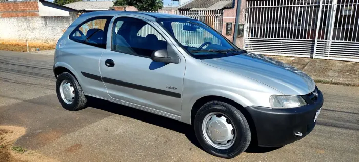 Chevrolet Celta 1.0/super/n.piq.1.0 MPFI VHC 8V 3P 2001