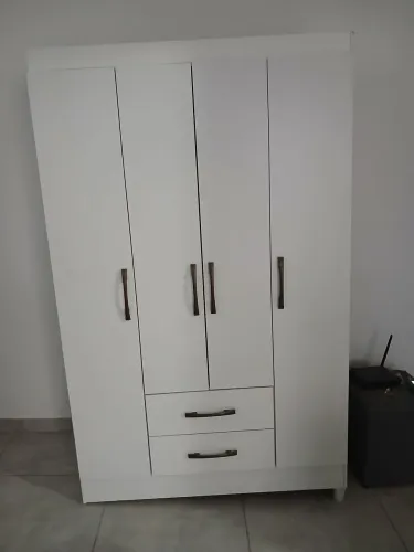 Guarda-Roupa Semi-novo, somente 1 pé