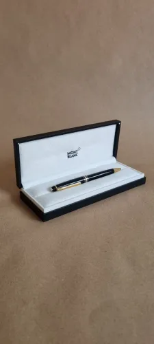 Caneta esferográfica meisterstück classique revestida a ouro
