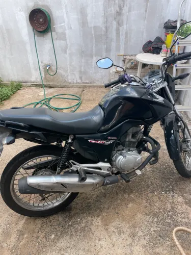 Vendo moto cg 150 fam