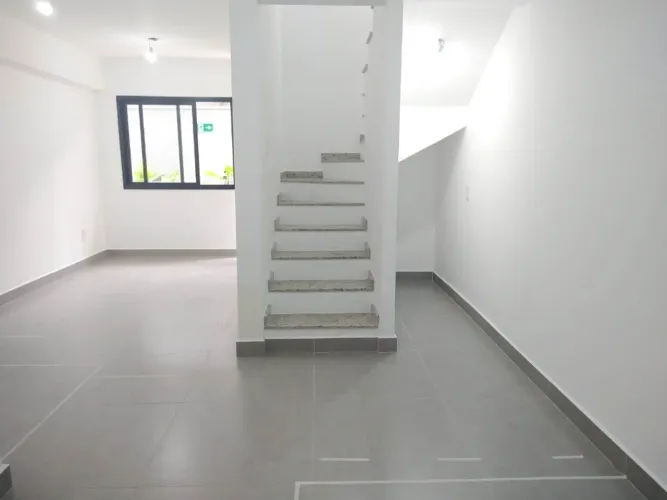 Casa de condomínio nova para venda ao lado do Parque da Aclimação, com 95m², 02 suítes Cas